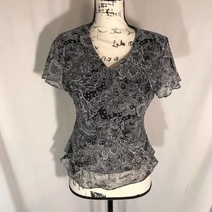 R&K Original Petites Woman's V-Neck Short Sleeve Paisley Blouse Sz 6P